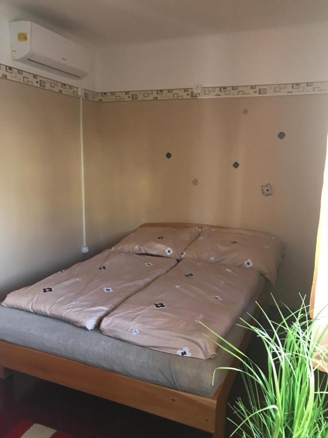 Edu Apartman Hajdúszoboszló Exterior foto