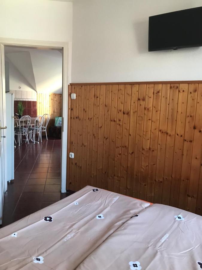 Edu Apartman Hajdúszoboszló Exterior foto